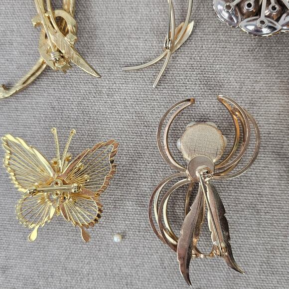 VTG lot 6 brooches butterfly pinecone floral abstract pins - Picture 8 of 8